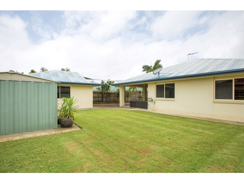 22 Clipper Court, Bucasia QLD 4750
