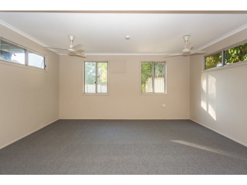 19 Ocean Avenue, Slade Point QLD 4740
