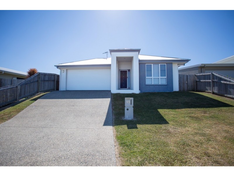 15 Majesty Street, Rural View QLD 4740