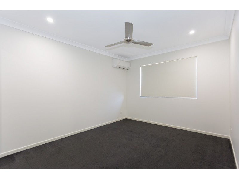 15 Majesty Street, Rural View QLD 4740