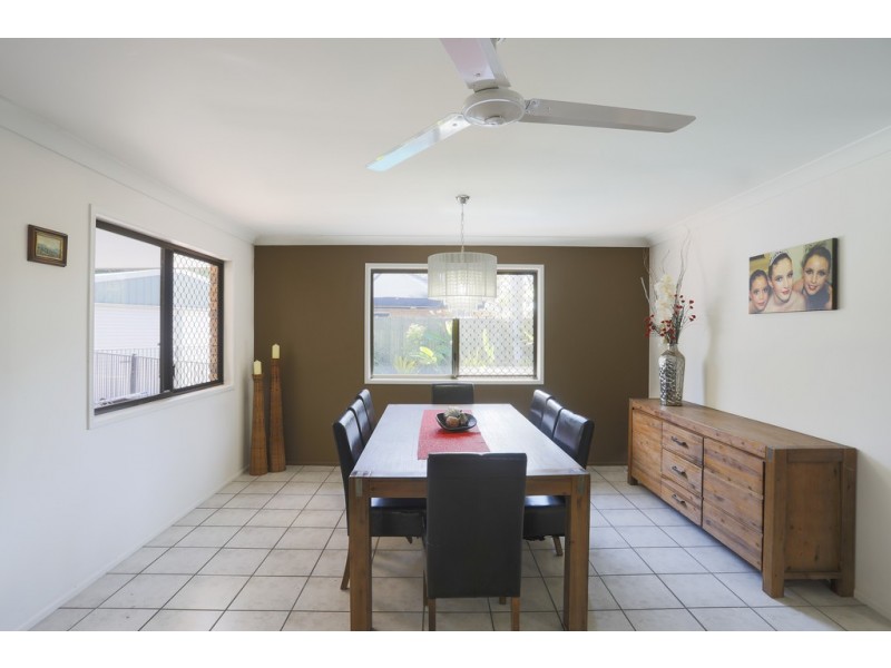 4 Glenhorn Close, West Mackay QLD 4740