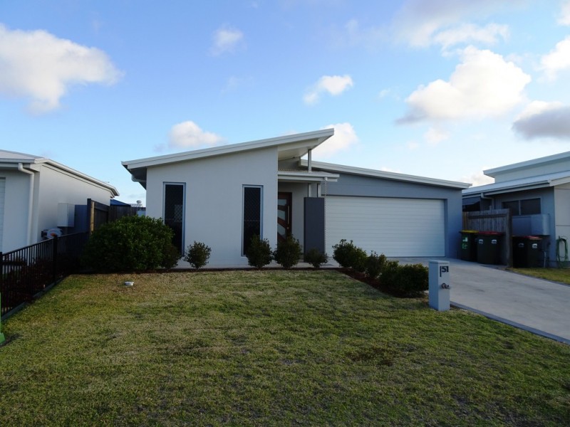 51 Primavera Blvd, Beaconsfield QLD 4740