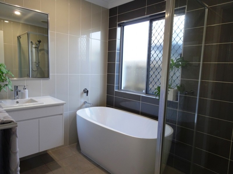 51 Primavera Blvd, Beaconsfield QLD 4740