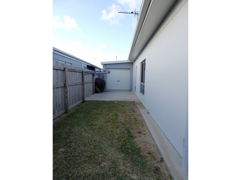 51 Primavera Blvd, Beaconsfield QLD 4740
