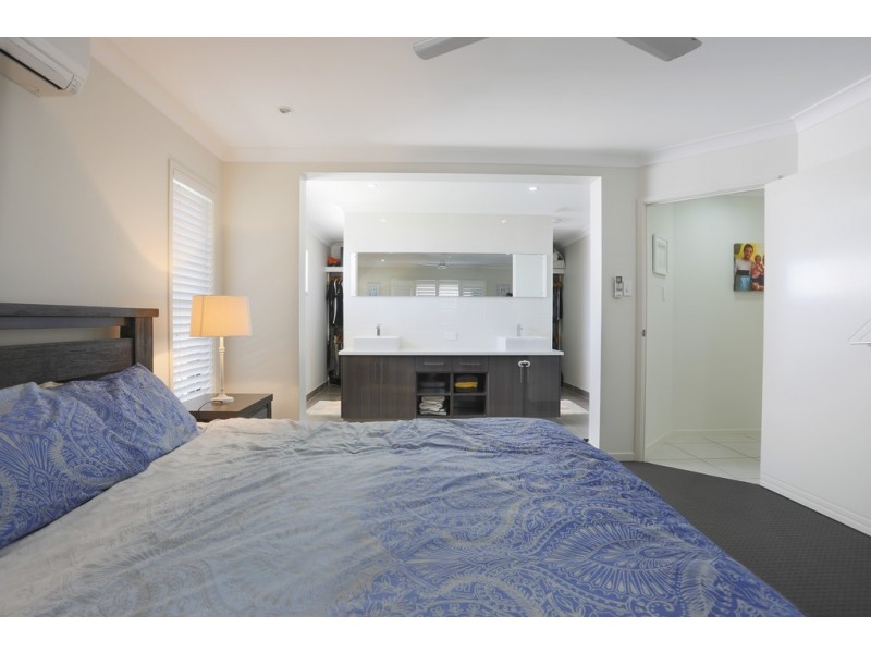 4 Glenoak Avenue, Richmond QLD 4740