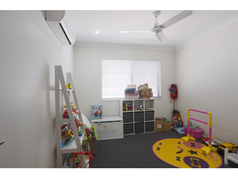 4 Glenoak Avenue, Richmond QLD 4740