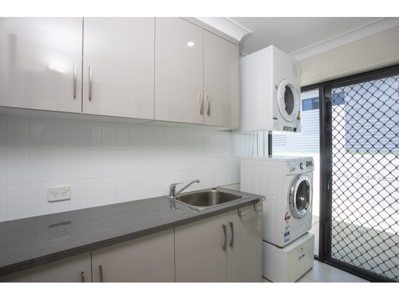 4 Glenoak Avenue, Richmond QLD 4740