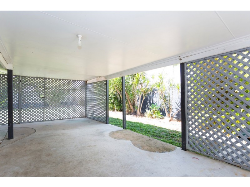 1 Flinders Court, Bakers Creek QLD 4740