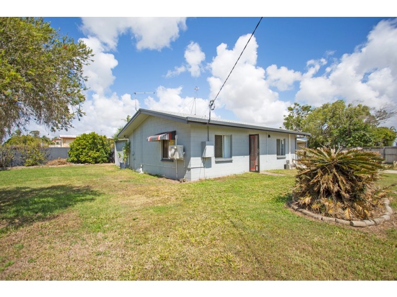 1 Flinders Court, Bakers Creek QLD 4740