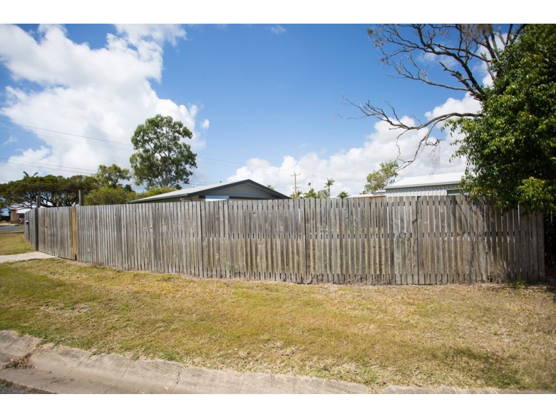 1 Flinders Court, Bakers Creek QLD 4740