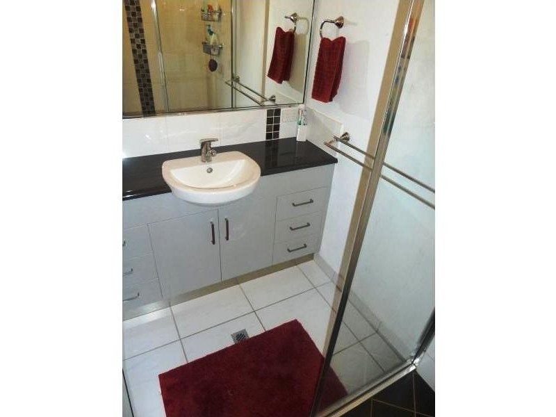 2/6 Kennedy Street, South Mackay QLD 4740