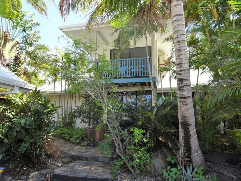 14/2 Beach Road, Dolphin Heads QLD 4740