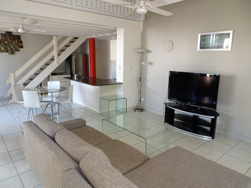 14/2 Beach Road, Dolphin Heads QLD 4740