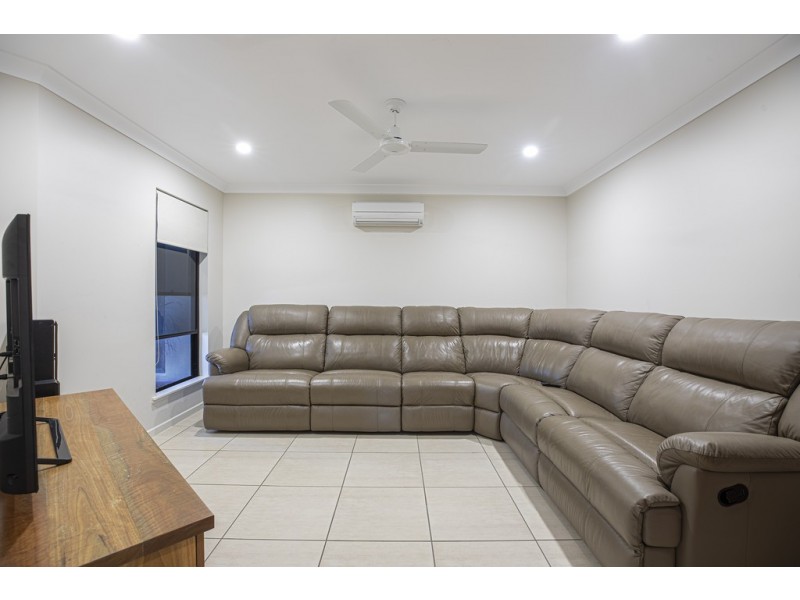 5 Herbert way, Rural View QLD 4740