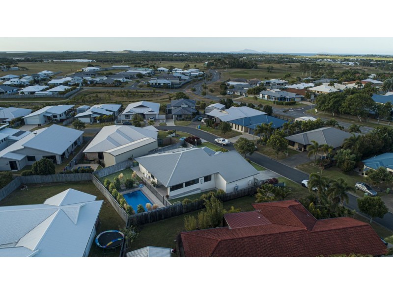 5 Herbert way, Rural View QLD 4740