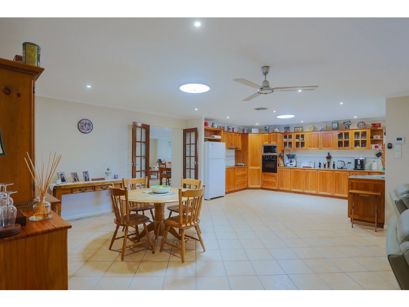 4 Highland Court, Beaconsfield QLD 4740