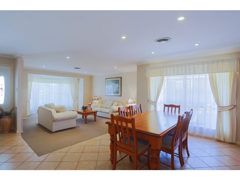 4 Highland Court, Beaconsfield QLD 4740