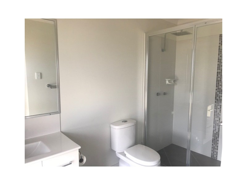 3 Anderson Court, Rural View QLD 4740