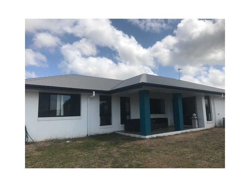 3 Anderson Court, Rural View QLD 4740