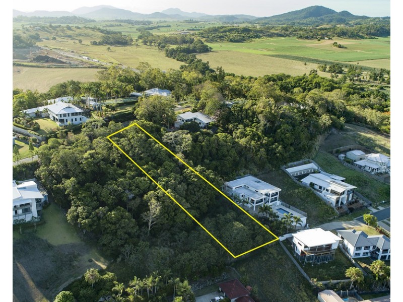 13 Wrights Road, Glenella QLD 4740