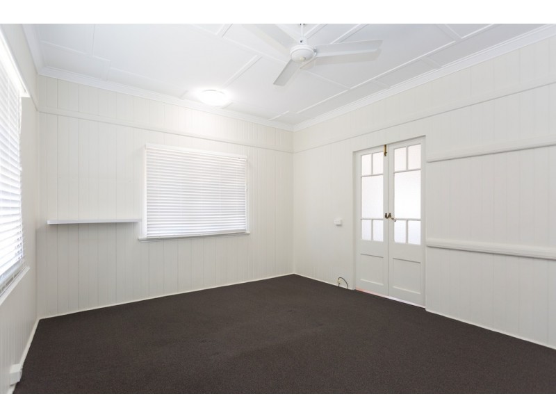 87 Nebo Road, West Mackay QLD 4740