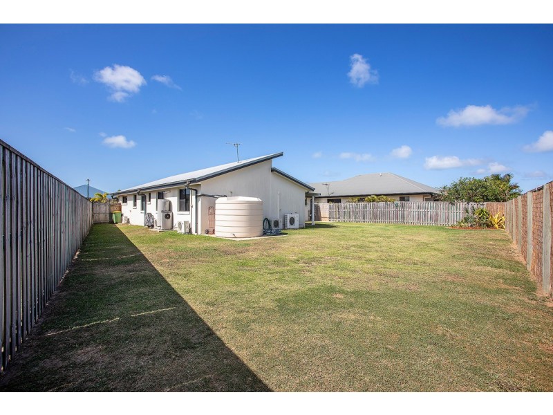 83 Whitehaven Drive, Blacks Beach QLD 4740