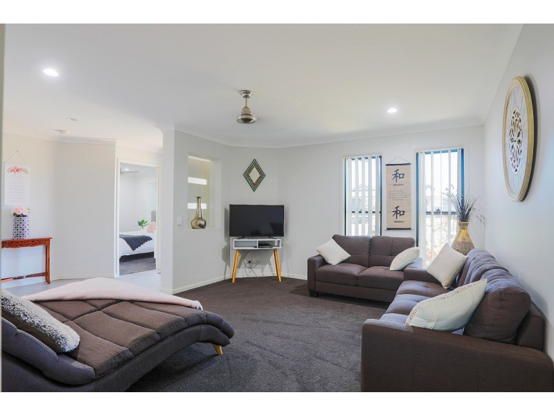 83 Whitehaven Drive, Blacks Beach QLD 4740