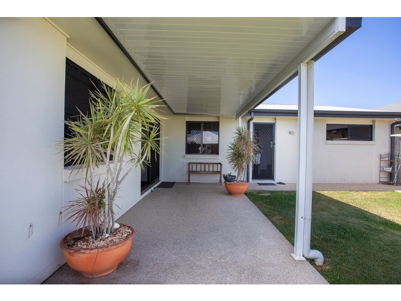 83 Whitehaven Drive, Blacks Beach QLD 4740