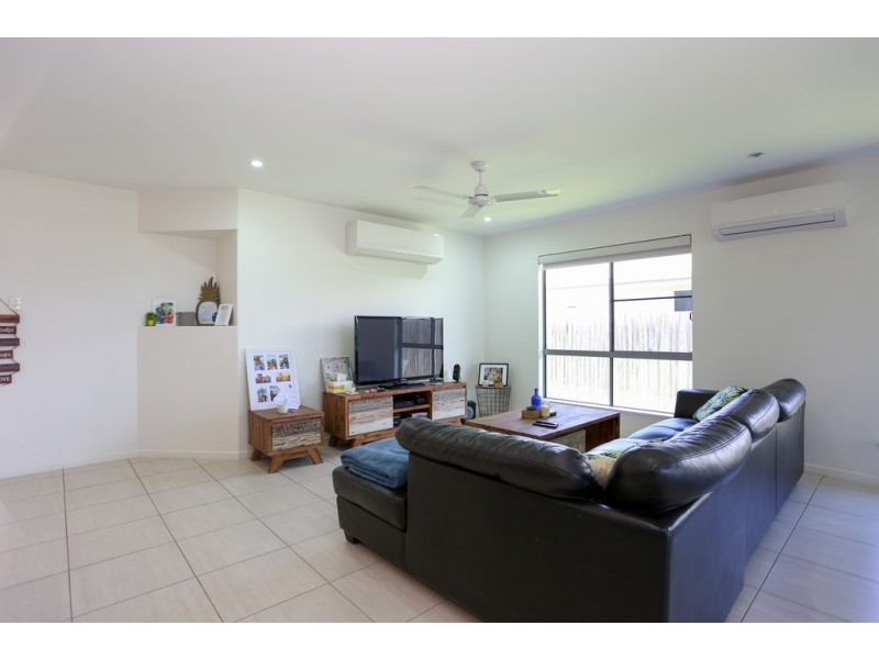 69 Makybe Diva Drive, Ooralea QLD 4740