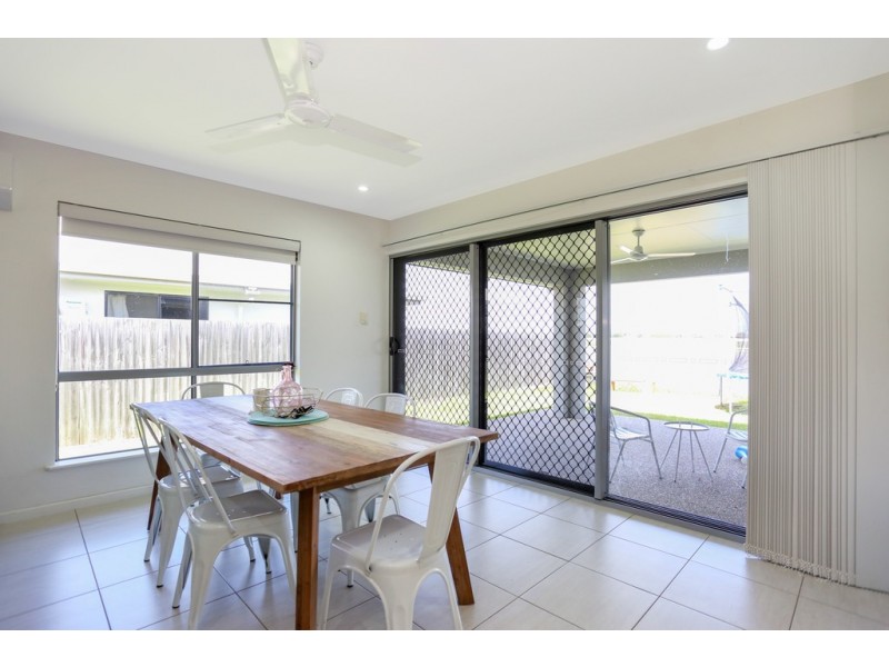 69 Makybe Diva Drive, Ooralea QLD 4740