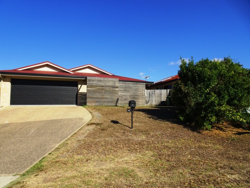 25 Townsend Street, Bucasia QLD 4750