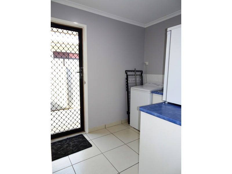 25 Townsend Street, Bucasia QLD 4750