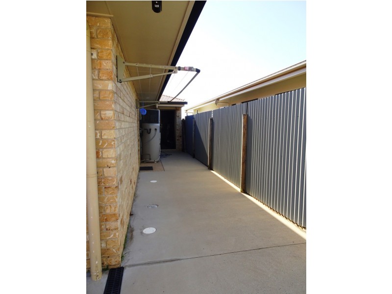 25 Townsend Street, Bucasia QLD 4750