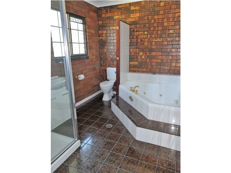 47 Lloyd Street, West Mackay QLD 4740