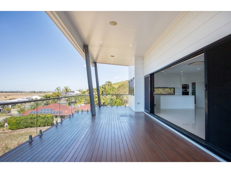 73 Cinnamon Drive, Glenella QLD 4740