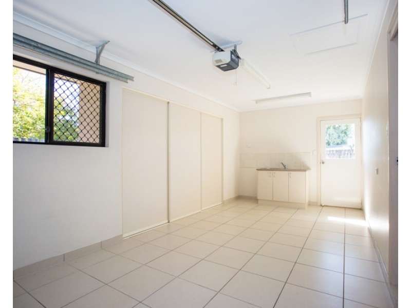 1/24 Eva Parade, Glenella QLD 4740
