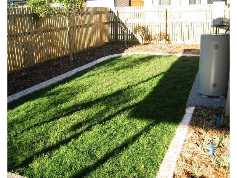 1/24 Eva Parade, Glenella QLD 4740