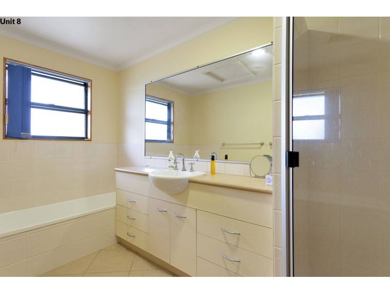 8/38 Beach Road, Dolphin Heads QLD 4740