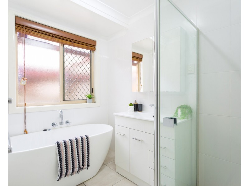 6 Mclaughlin Drive, Eimeo QLD 4740