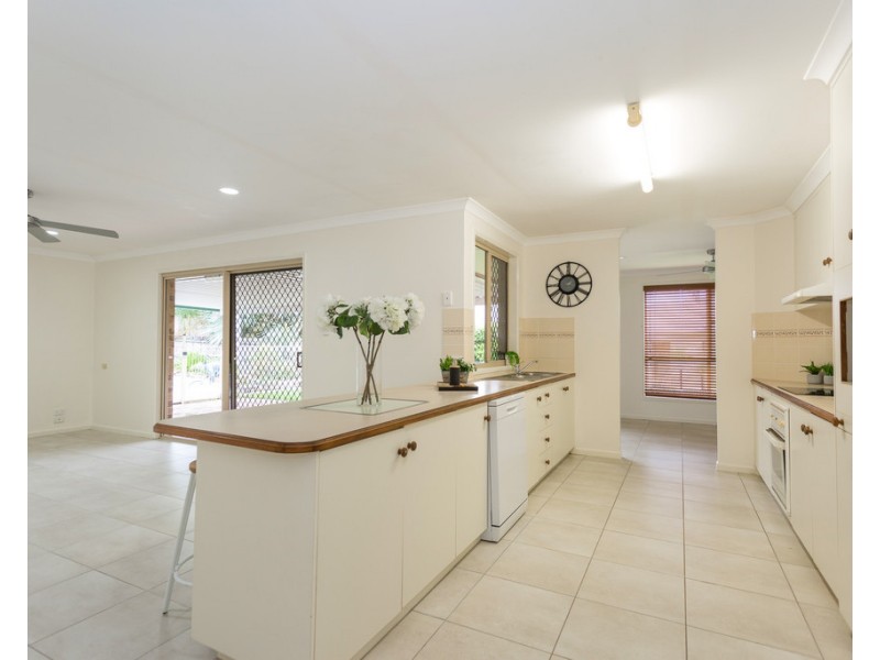 6 Mclaughlin Drive, Eimeo QLD 4740