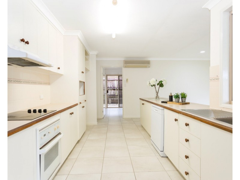 6 Mclaughlin Drive, Eimeo QLD 4740