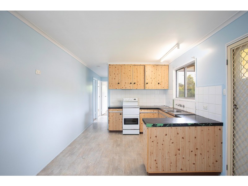 7 Les Cameron Avenue, Mount Pleasant QLD 4740