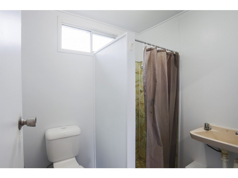 7 Les Cameron Avenue, Mount Pleasant QLD 4740