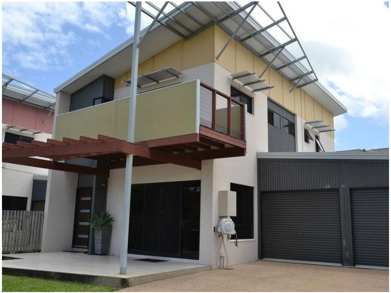 45 Hicks Road, Glenella QLD 4740