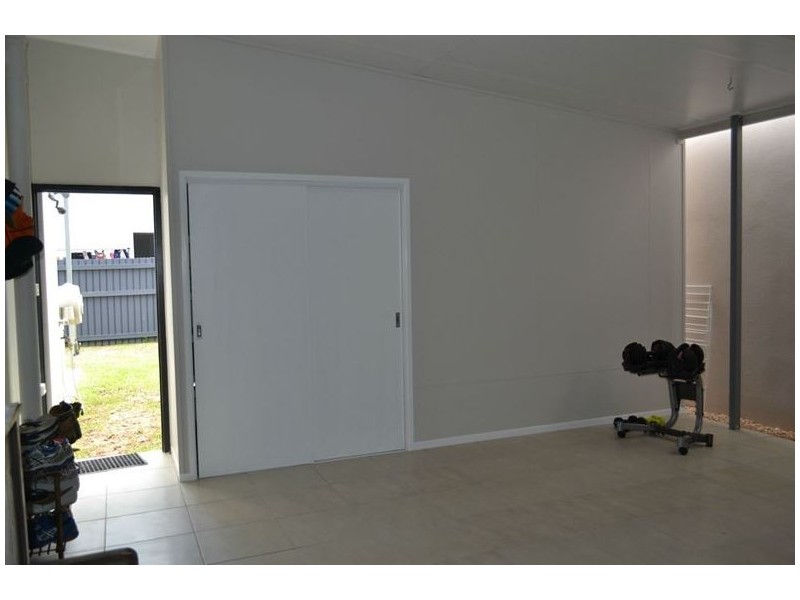 45 Hicks Road, Glenella QLD 4740