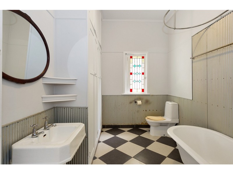 421 Bridge Road, West Mackay QLD 4740