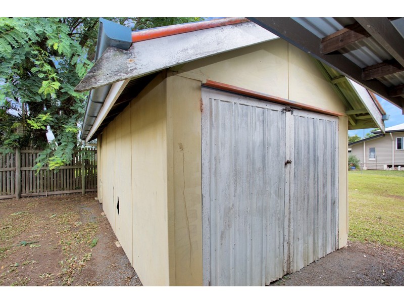 421 Bridge Road, West Mackay QLD 4740