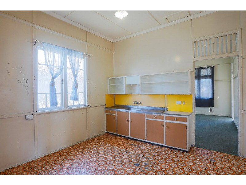 225 Evan Street, South Mackay QLD 4740
