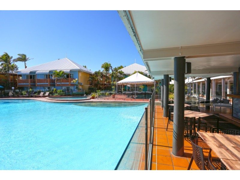 240/6 Beach Road, Dolphin Heads QLD 4740