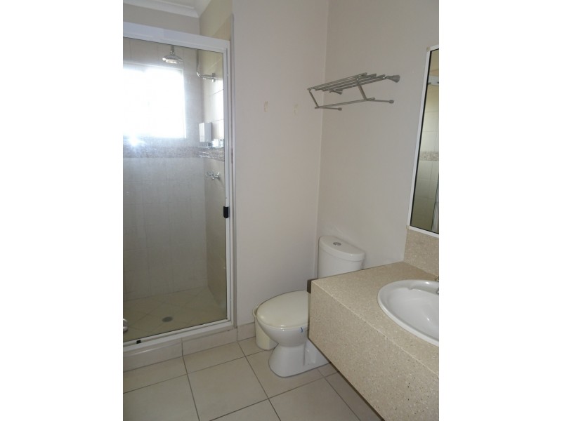 240/6 Beach Road, Dolphin Heads QLD 4740